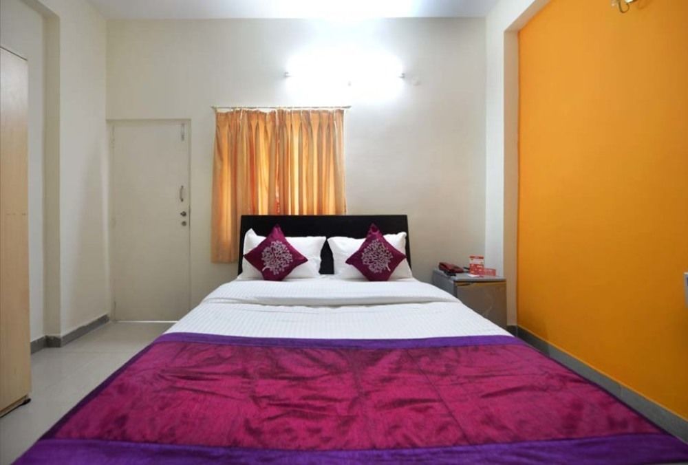 Super Collection O Begumpet Formerly Alpine Glow Sunrise Hyderabad Eksteriør billede